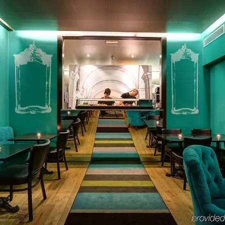 Lx Boutique Hotel 4*