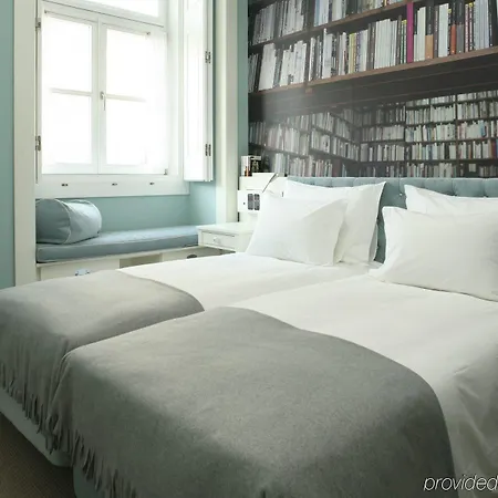 Lx Boutique 4*