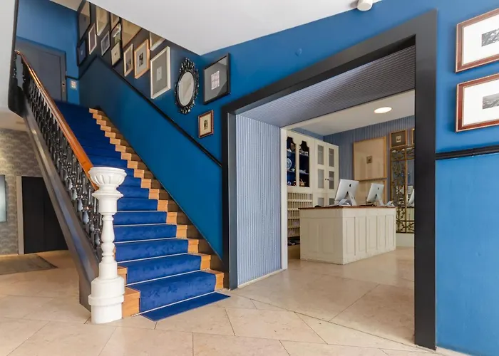 Lx Boutique Hotel 4*