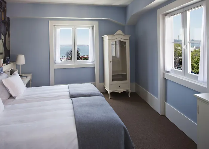 ホテル Lx ブティック 4*