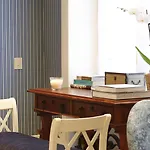 Lx Boutique Hotel