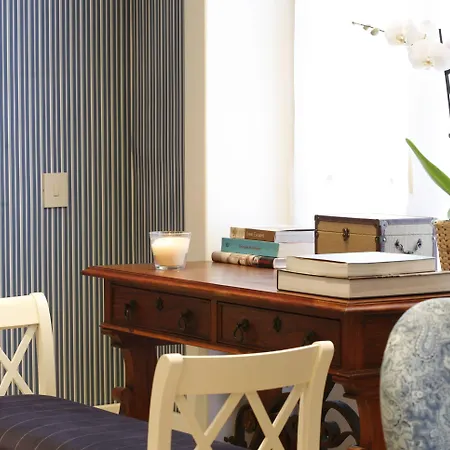 Lx Boutique Hotel