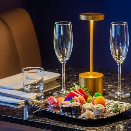 Отель Lx Boutique